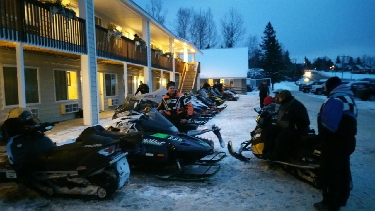 Rangeley Saddleback Inn ภายนอก รูปภาพ